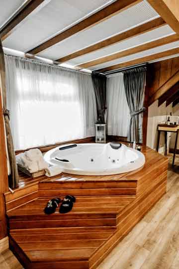 jacuzzi